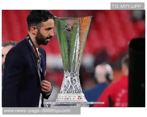 曼联高层认可阿莫林执教表现将于明夏着手补强中场位置